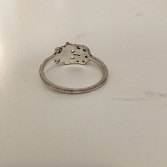 Silver Ring - Picture 3 of 3